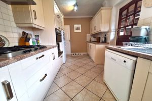 Kitchen - click for photo gallery